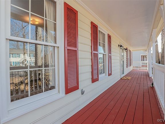3rd image of 8340 Devils Den Ln
