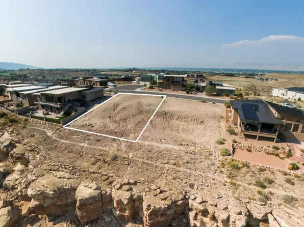 359 Ledges Point, Grand Junction, CO 81507
