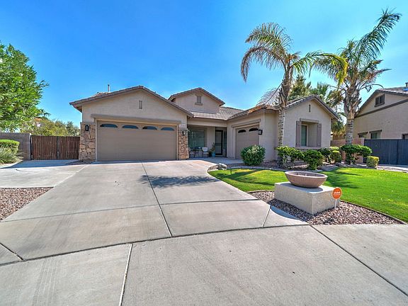 3rd image of 4221 S Danyell Dr