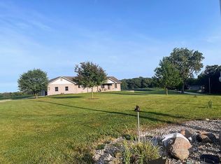 32467 360th St, Baylis, IL 62314