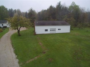 6354 Belle Rd, Geneva, OH 44041