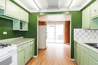 4th image of 3023 Wakefield Dr
