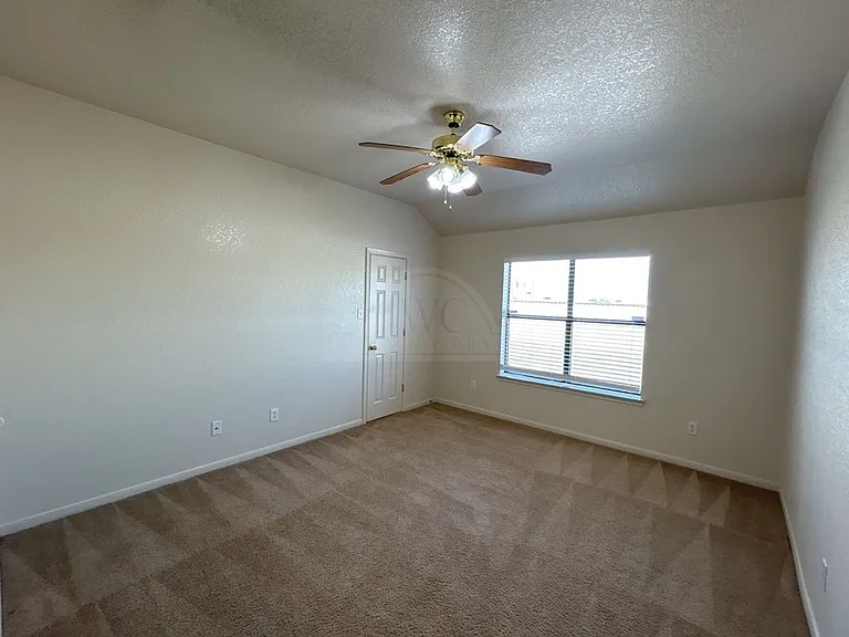 1107 Cinch Dr — Photo 27