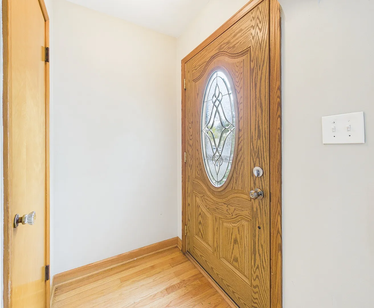 3 bed, 970 sqft, $2,900 — Photo 2