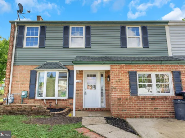 1600 Lawncrest Ln, Clementon, NJ 08021