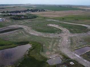 4510 Blackstone Ln NW, Mandan, ND 58554