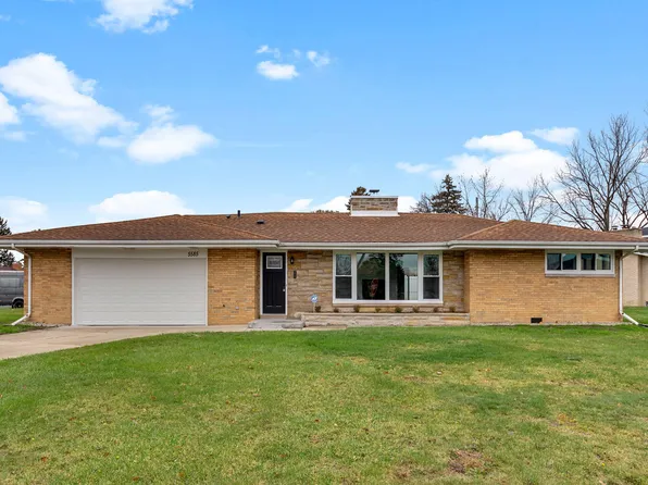 5585 Jackson St, Merrillville, IN 46410