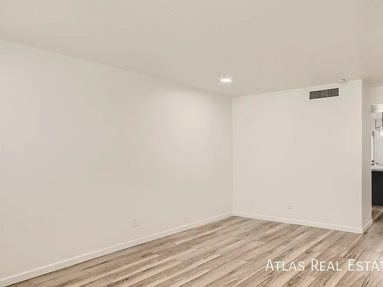 3115 S Kachina Dr — Photo 3