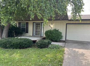 4773 Eastlawn Dr, Rockford, IL 61108