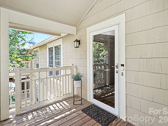 3rd image of 5009 Sharon Rd Unit I