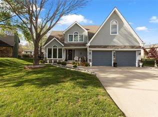 2408 NE 34th Ct, Kansas City, MO 64116