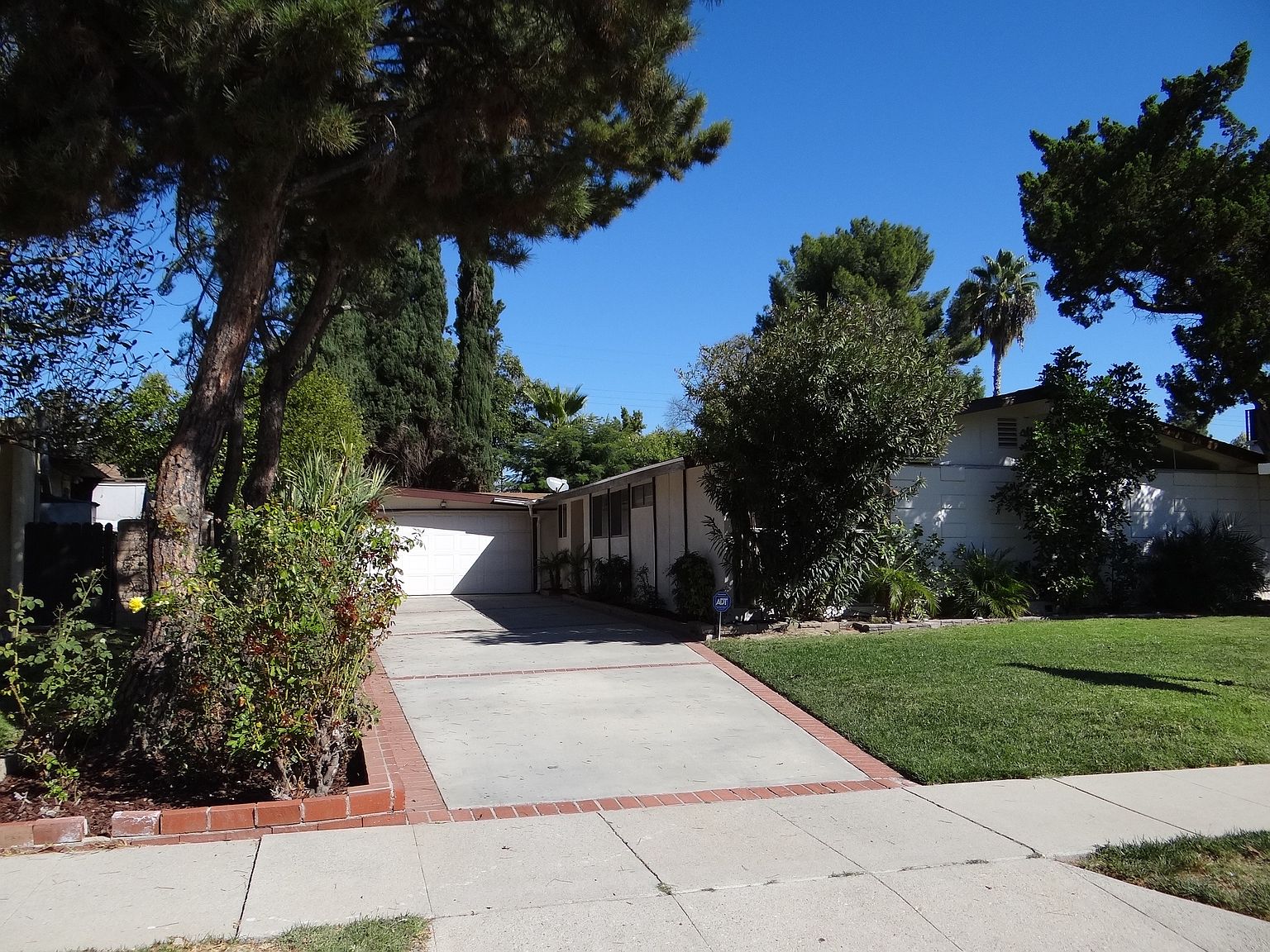 19951 Acre St, Northridge, CA 91324 | Zillow