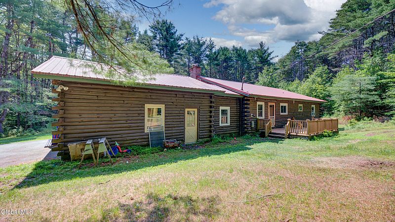 4th image of 206 Capehorn Road