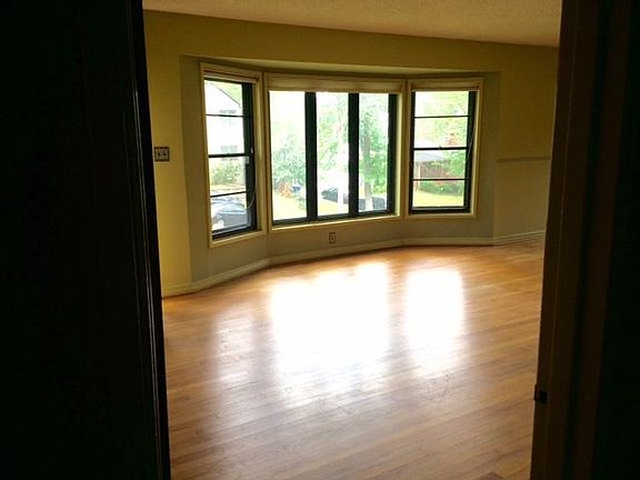 living room with bay window
