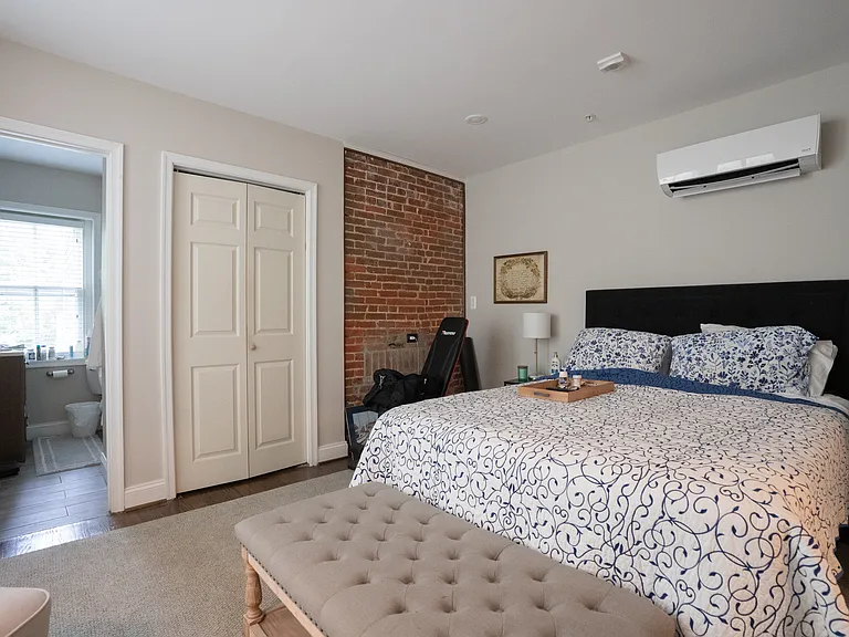 214 Prince George St #B — Photo 5