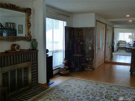 3rd image of 11403 Cloverdale Ct SW