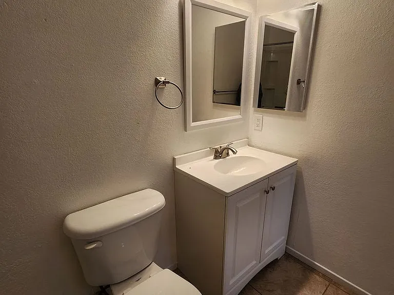 73477 Desert Dr — Photo 10