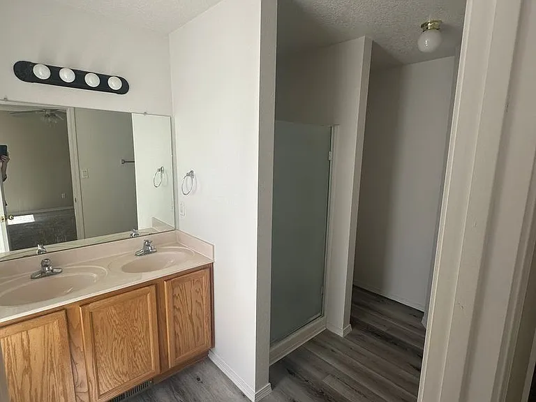 1817 San Pedro Rd NE — Photo 8