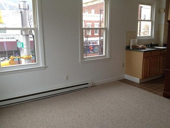 3rd image of 521 Cambridge St #3