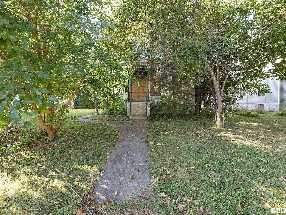 1st image of 537 6th Ave S
