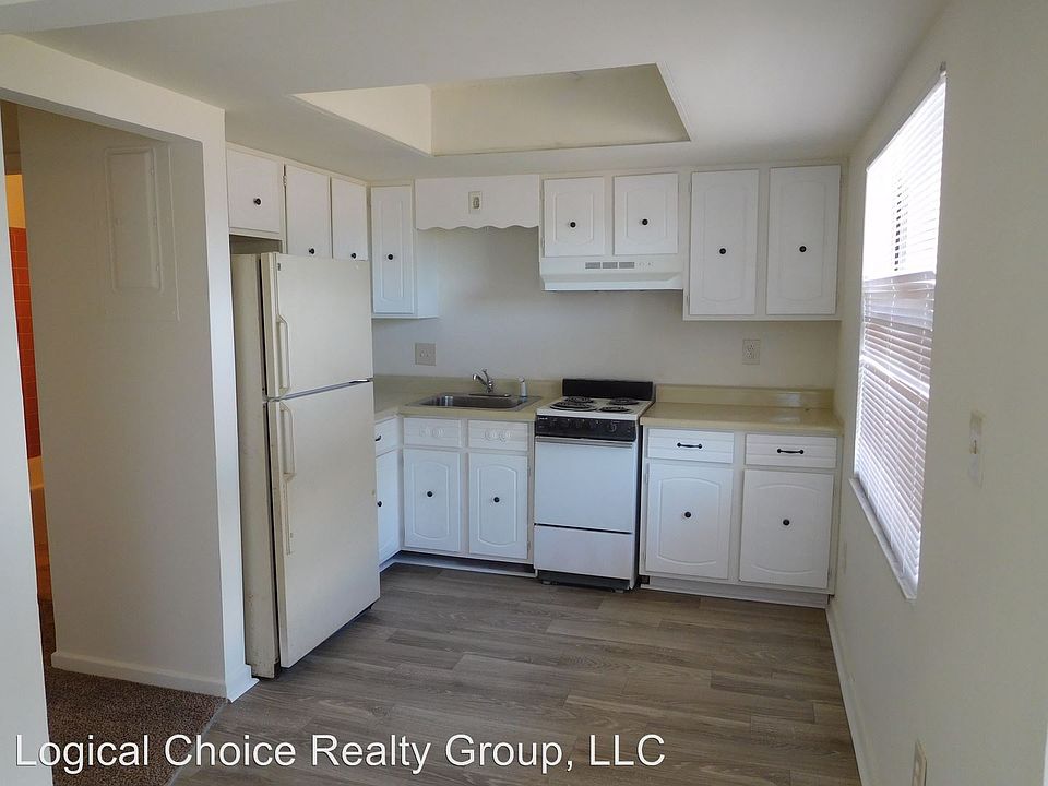 2nd image of 407 Joel Blvd APT D