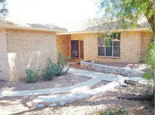 2nd image of 3200 Mesa Verde Ln