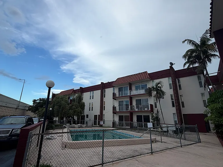 2385 NW 11th St #31A — Photo 16