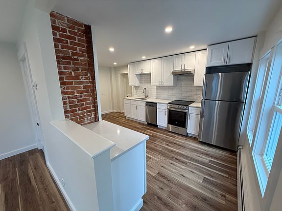 5th image of 11 Lincoln St #9.5