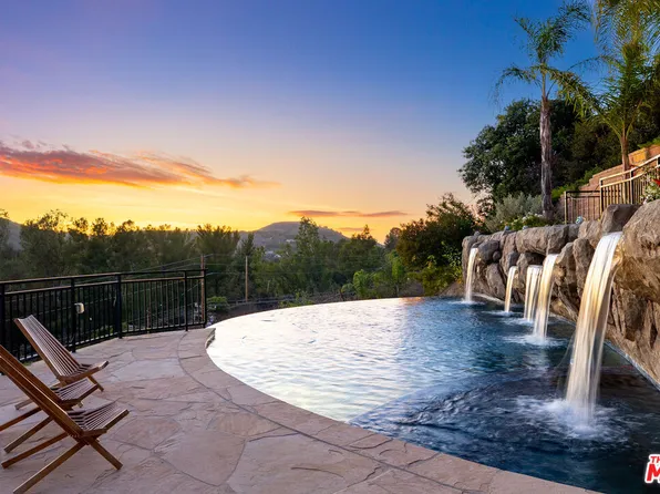 24410 Mulholland Hwy, Calabasas, CA 91302