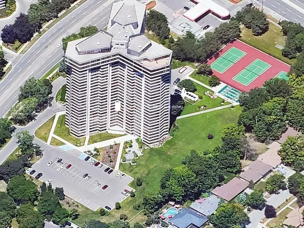 1300 Bloor St #404, Mississauga, ON L4Y 3Z2