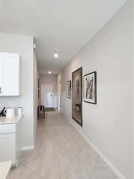 2901 NW 18th Pl — Photo 14