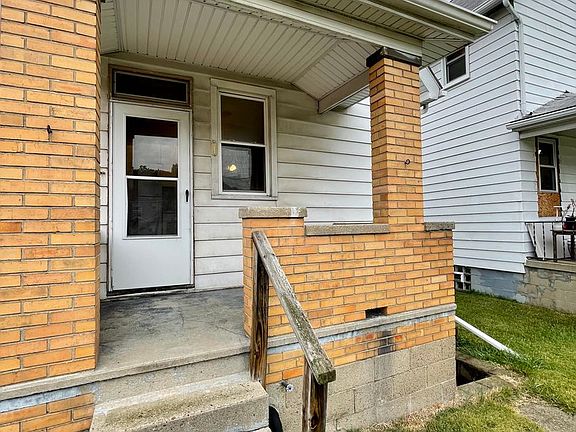 3rd image of 710 4th Ave