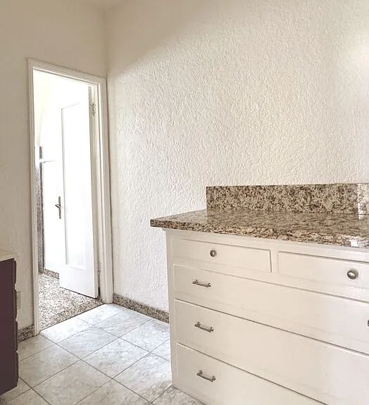 121 N Swall Dr #4 — Photo 10