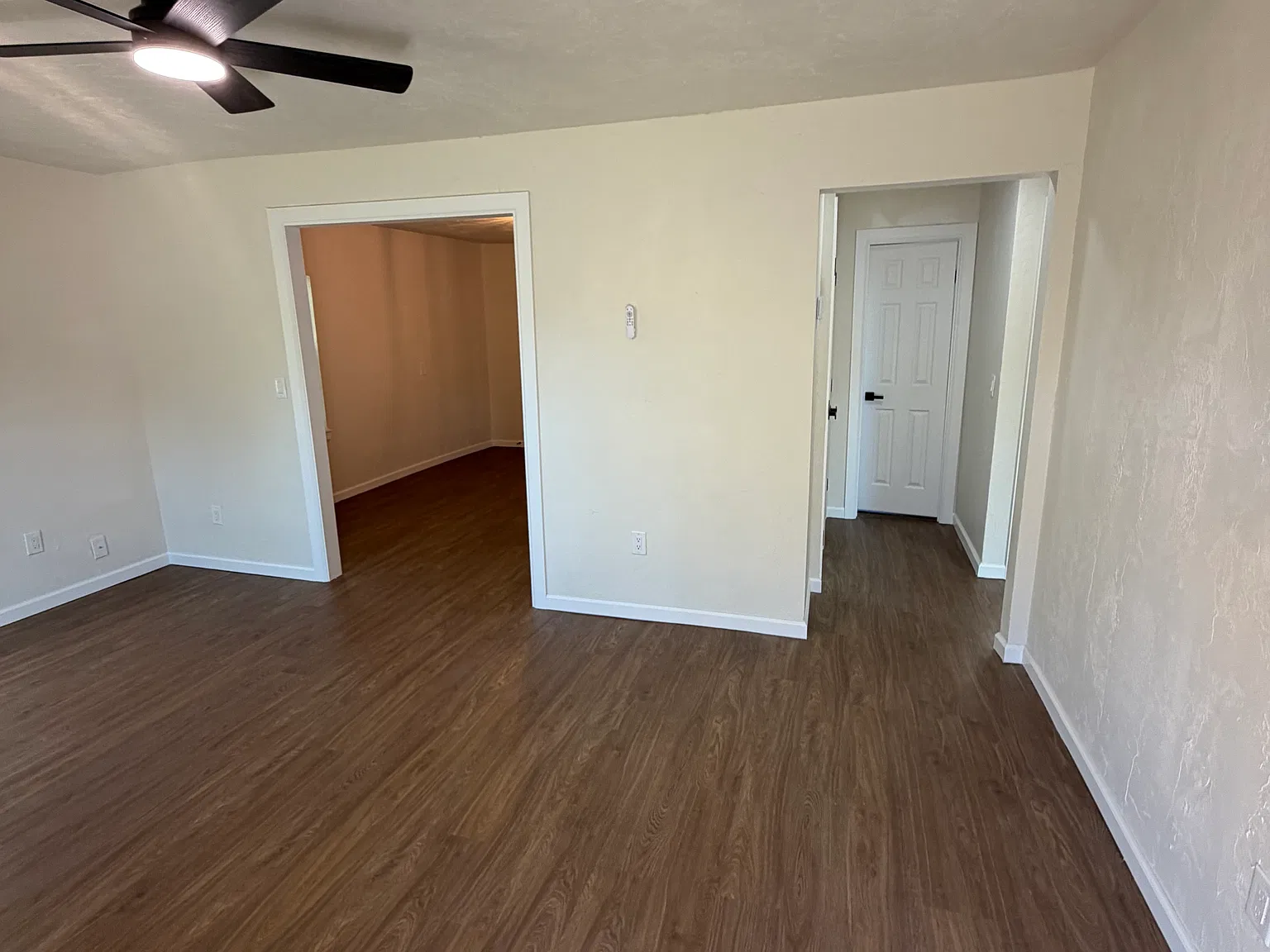 2 bed, 917 sqft, $1,200 — Photo 4