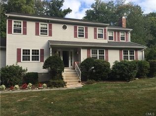 21 Coldspring Rd, Monroe, CT 06468