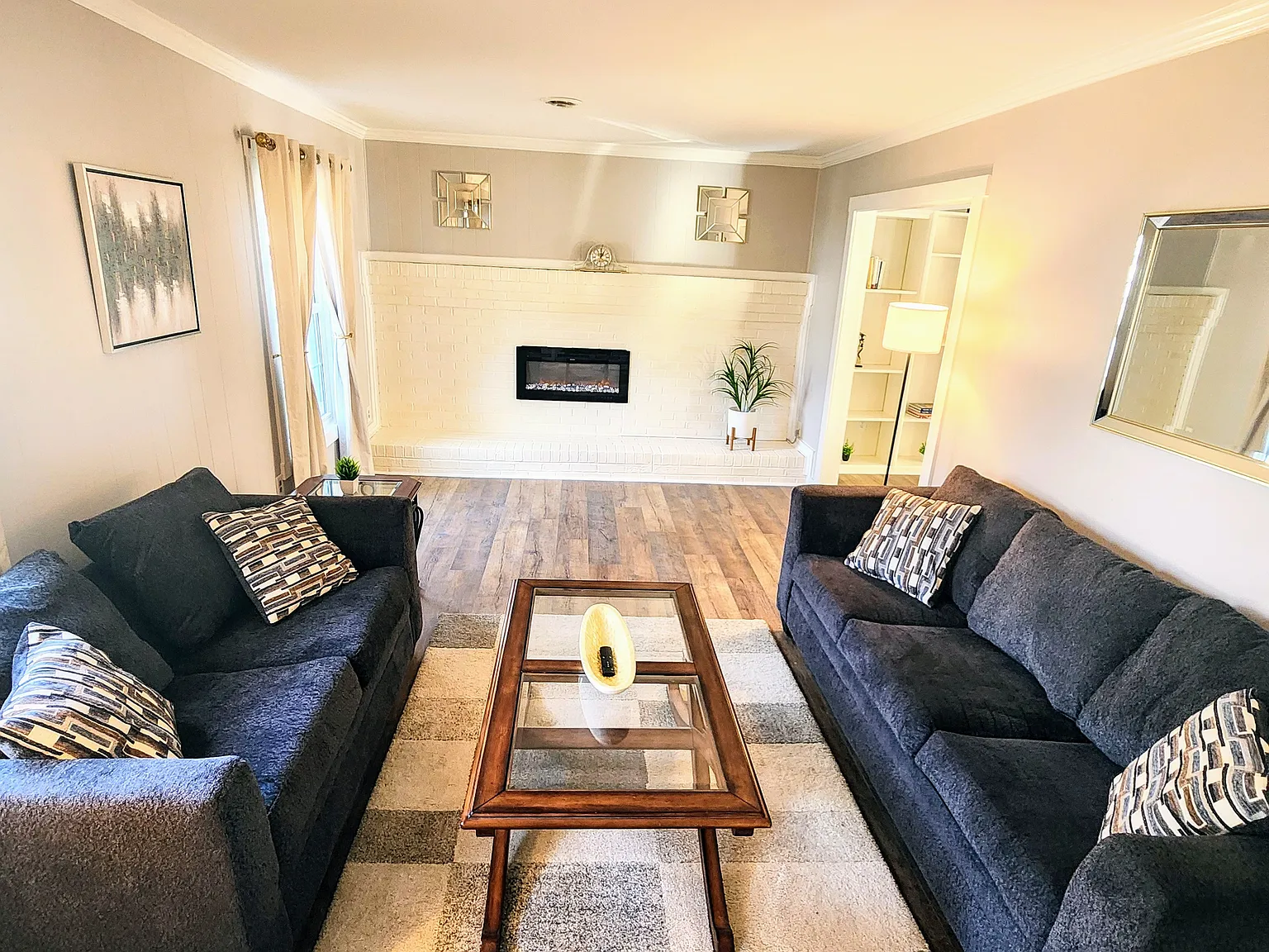 4 bed, $6,450 — Photo 3
