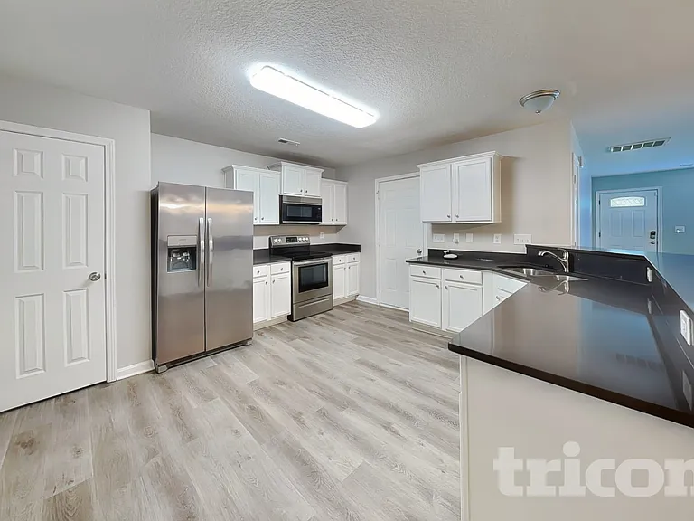 1619 Brookgreen Ave — Photo 8