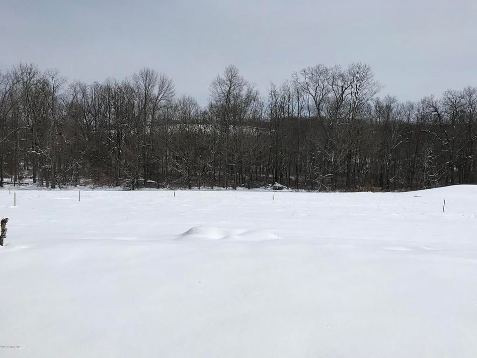 2nd image of 854 5 Pts Richmond Rd