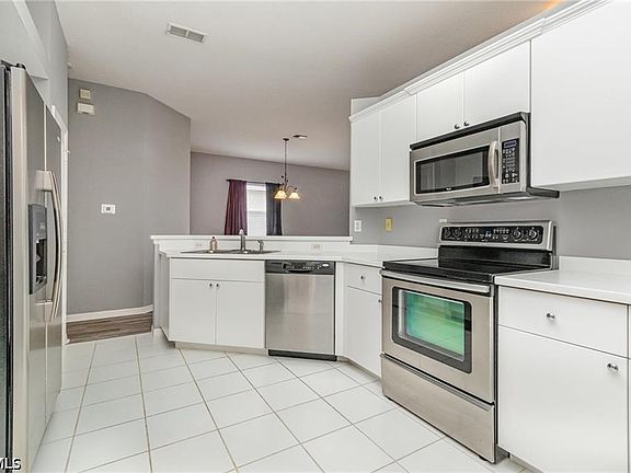 2nd image of 2684 Sunset Lake Dr