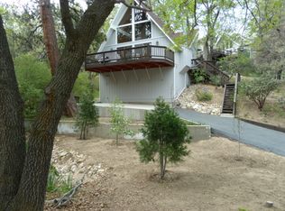 1332 Toronto Dr, Lake Arrowhead, CA 92352