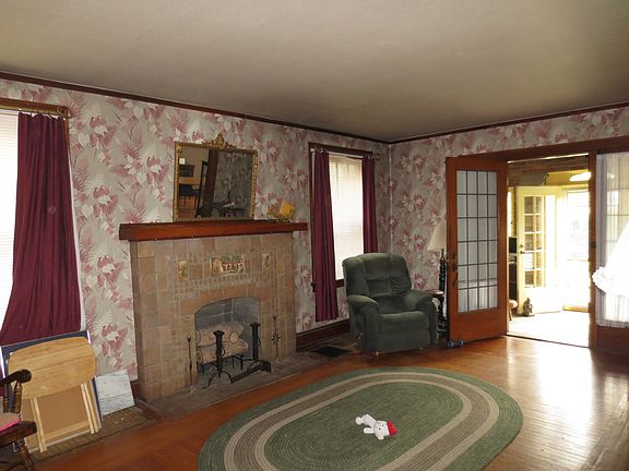 5th image of 4624 Hamilton Ave