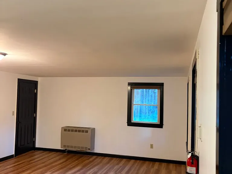 16 Jameson Ave — Photo 5