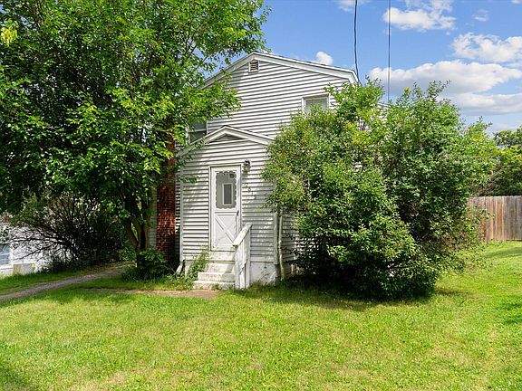 4th image of 2613 Hazelwood Dr