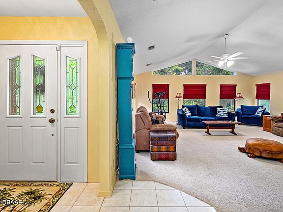 3rd image of 5815 Spruce Creek Woods Dr