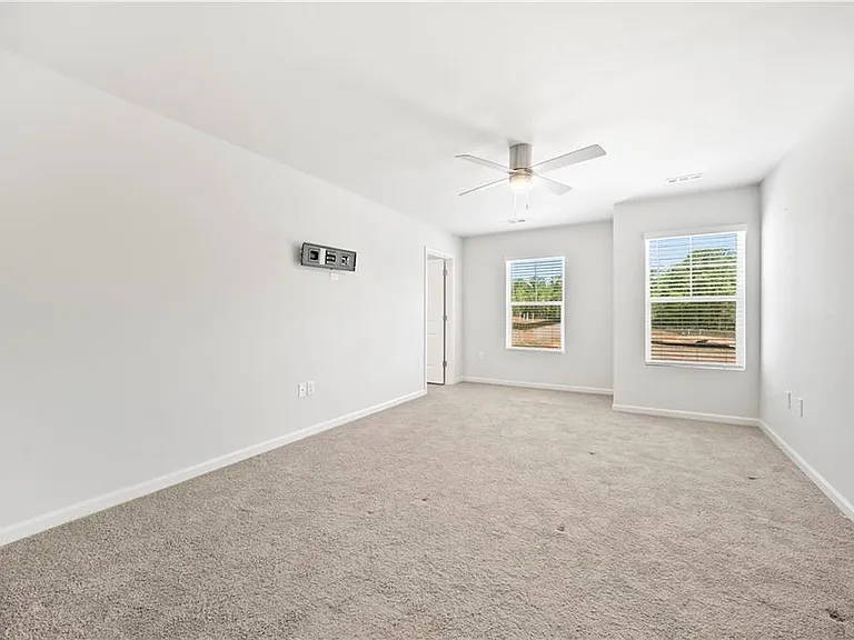 6710 Corryton St — Photo 12