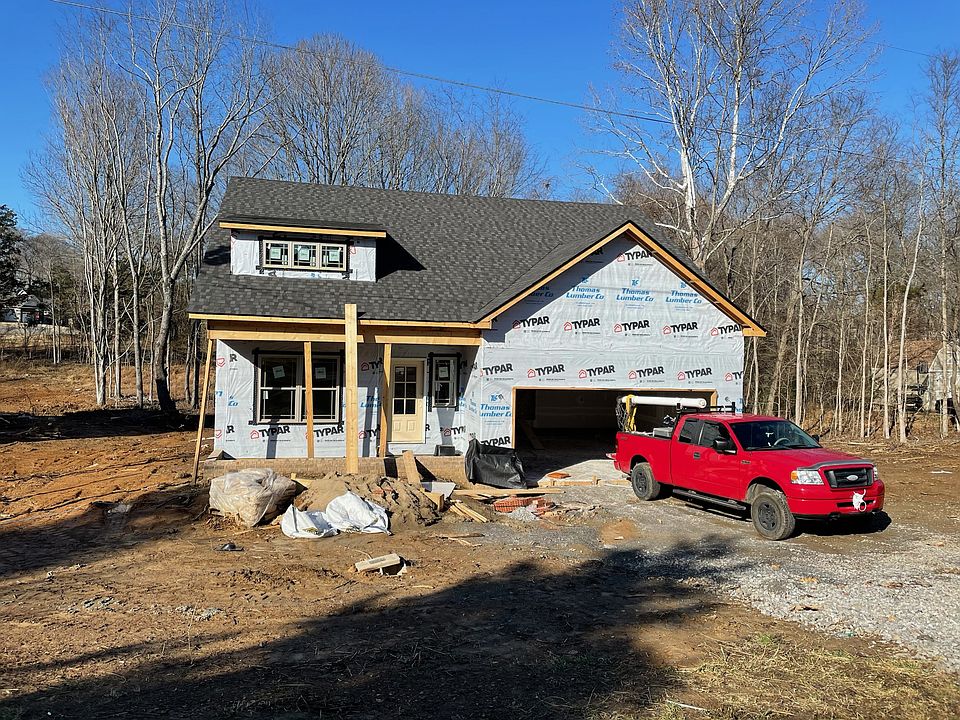 1st image of 612 Diane Ct