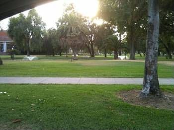 2nd image of 1537 Argonne Dr