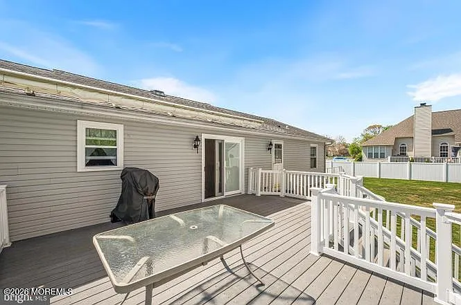 46 Primrose Dr — Photo 25
