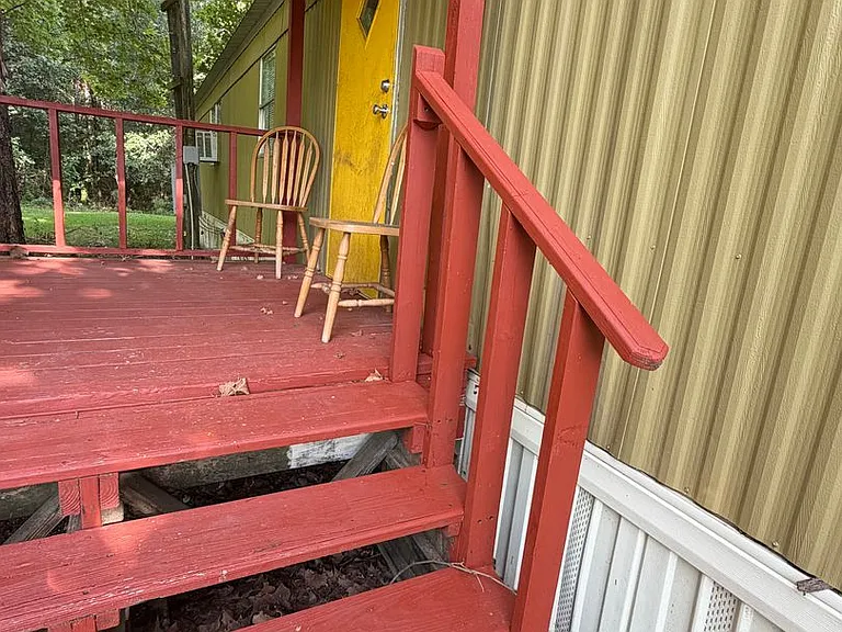 17249 Liberty Rd — Photo 1