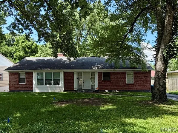 107 Habecking Dr, Saint Louis, MO 63137